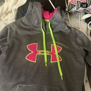Under armor sweatshirt